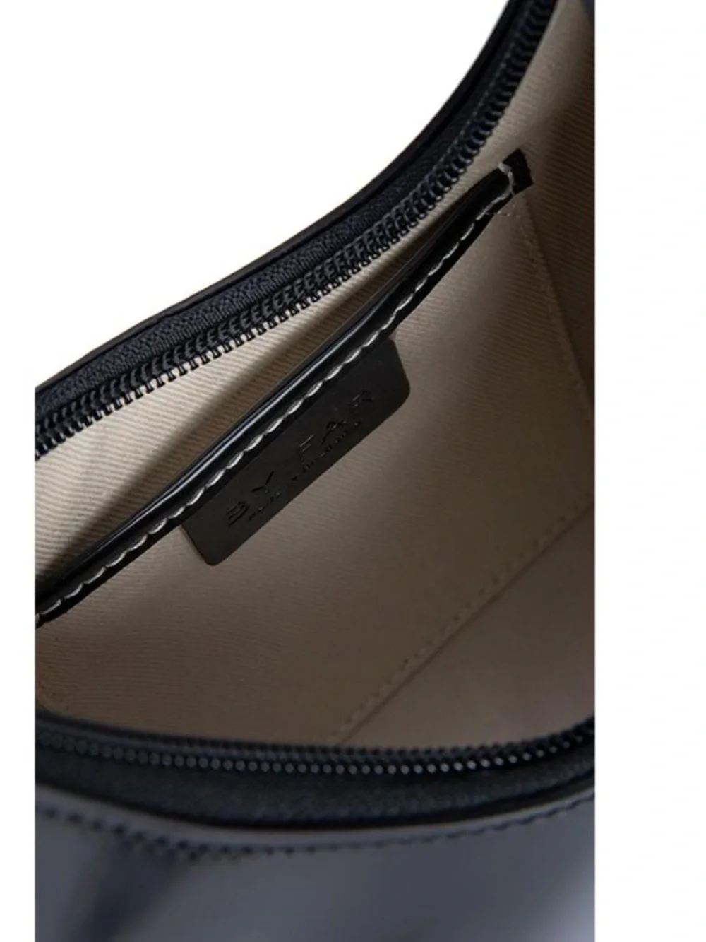 NEW BY FAR amber bag in black patent leather - Picture 5 of 7